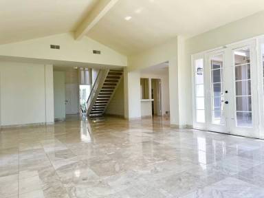 Main picture of 15 Rue Saint Cloud