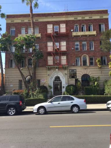 Main picture of 1933 N Bronson Ave