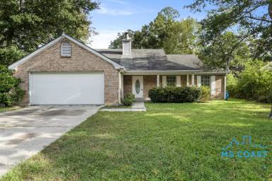 Main picture of 9112 Meadowlark Ave