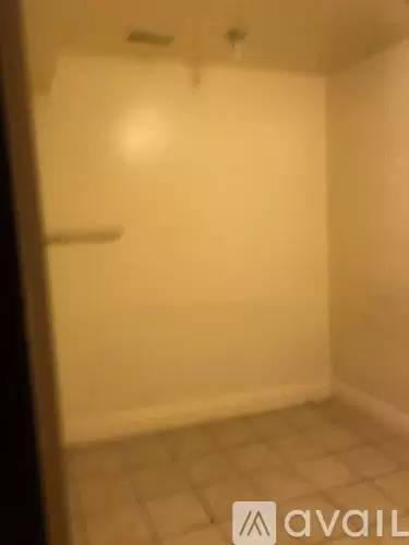 Main picture of 2609 W Cullerton St