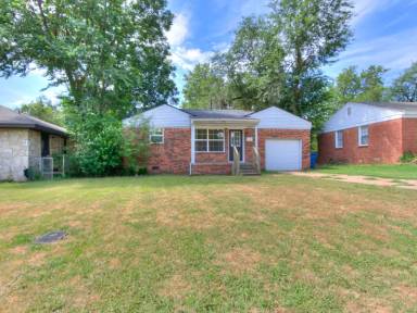 Main picture of 1904 Carlisle Rd
