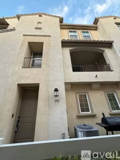 Main picture of 1592 Santa Sabine
