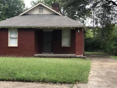 Main picture of 2589 Barron Ave