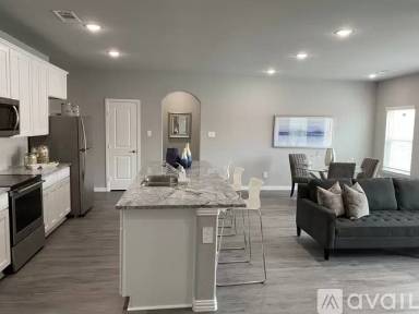 Main picture of 2221 Parsley Way