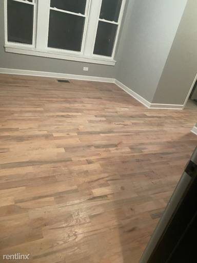 Main picture of 6445 S Saint Lawrence Ave