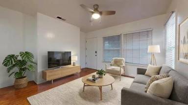 Main picture of 9016-9024 Reading Ave