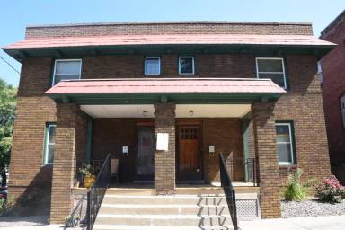 Main picture of 3008 Dewey Ave