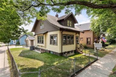 Main picture of 408 Fulton St