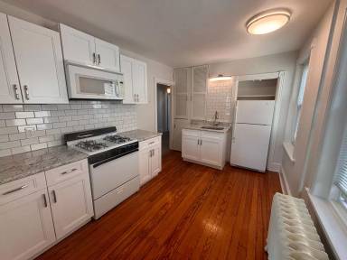 Main picture of 8011 Flourtown Ave