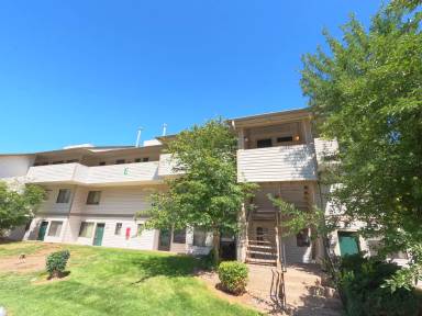 Main picture of Heatheridge Lake Condominiums