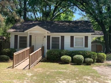 Main picture of 2115 N Troup St