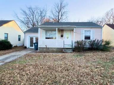 Main picture of 6808 E 4th Pl