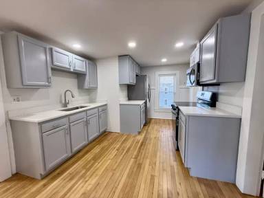 Main picture of 1045 Pine St