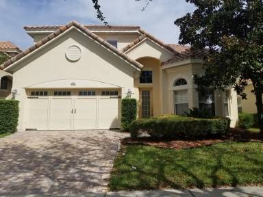 Main picture of 6951 Lucca St