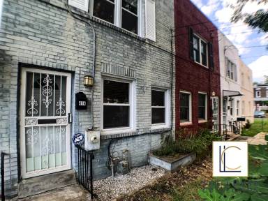 Main picture of 414 Franklin St NE