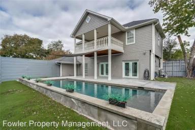 Main picture of 3206 Rotan Ln