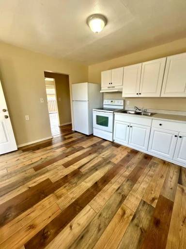 Main picture of 765 Gardella Ave