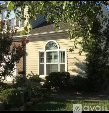 Main picture of 2352 Bizzone Cir