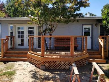 Main picture of 744 Louisa Dr