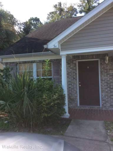 Main picture of 5 Guinevere Ln