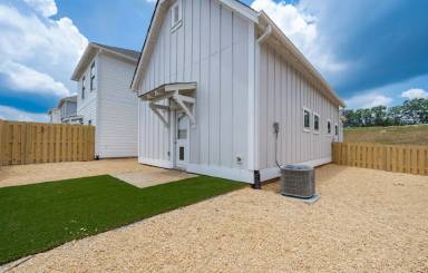 Main picture of 4145 Prentice St