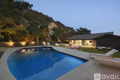 Main picture of 9289 Swallow Dr