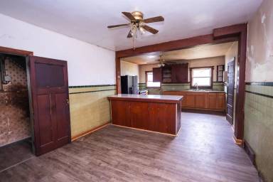 Main picture of 227 Avenue A