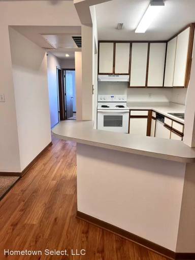 Main picture of 644 Stonehaven Dr