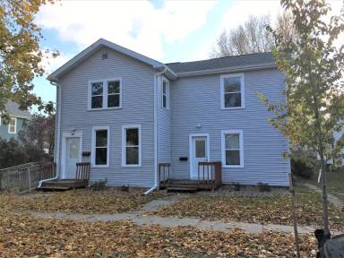 Main picture of 411 9th St S