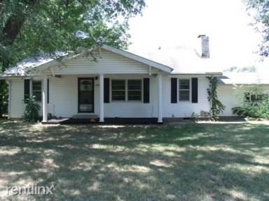 Main picture of 1935 N Lone Pine Ave