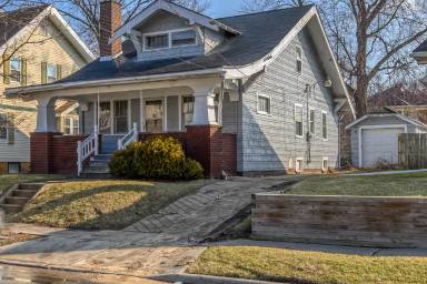 Main picture of 3854 Drexel Dr