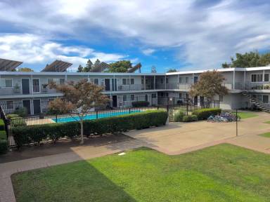 Main picture of Courtyard Plaza Apartments
