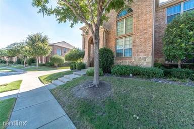 Main picture of 8701 Naomi St