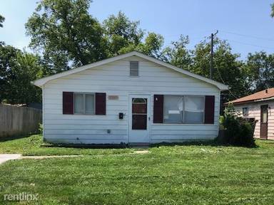Main picture of 23149 Columbus Ave