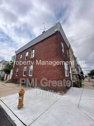 Main picture of 1654 S Ringgold St