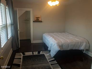 Main picture of 368 E Tompkins St