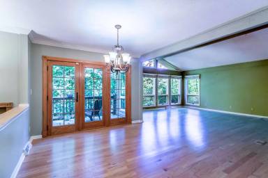 Main picture of 40 Lochencove Rdg