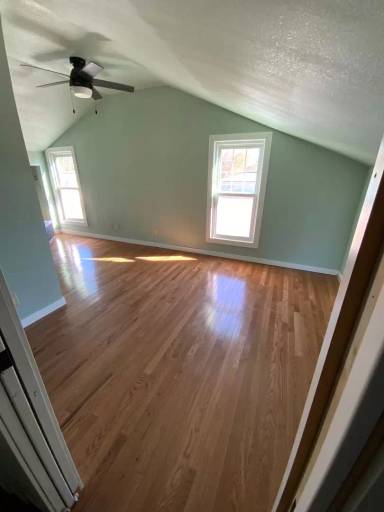 Main picture of 205 2nd St E