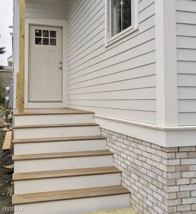 Main picture of 135 Almy St