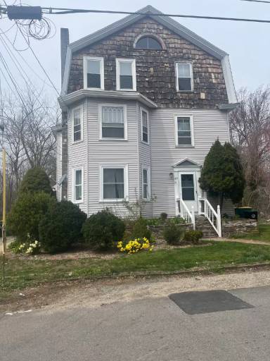 Main picture of 71 Peck St