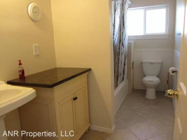 Main picture of 1528 S 4th Ave