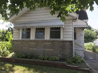 Main picture of 926 E Coy Ave