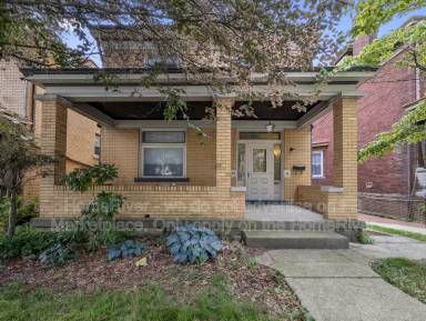 Main picture of 213 Giffin Ave