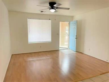 Main picture of 1052 N Colorado St