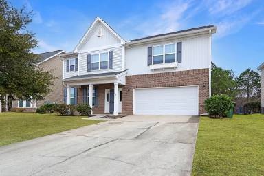 Main picture of 119 Winslow Cir