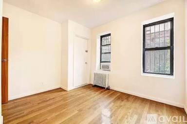 Main picture of 341 2nd Ave