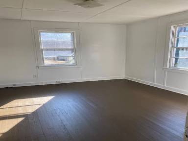 Main picture of 108 Wells St