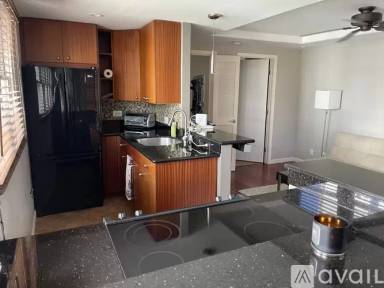 Main picture of 1819 Lipeepee St