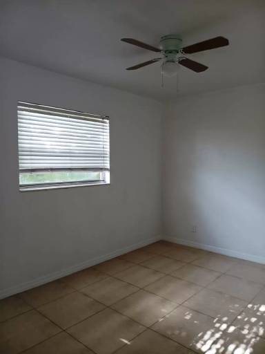 Main picture of 696 Michigan Ct, Saint Cloud 34769