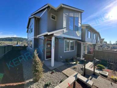 Main picture of 11142 SE 162nd Ave